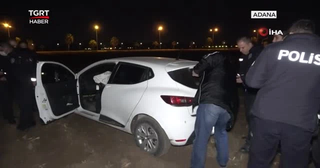 Polisten kaçarken yol bitince yakalandılar