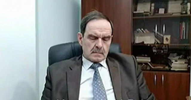 Rusya'da teftiş müdürü Covid-19 toplantısında uyuyakaldı