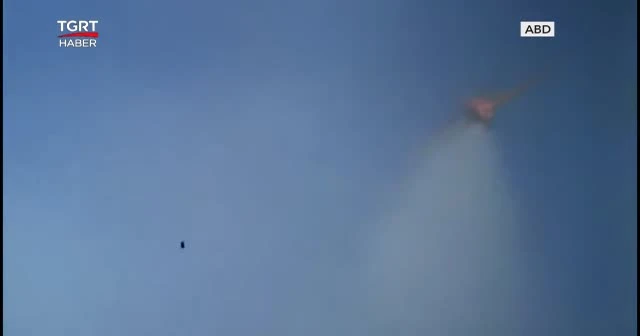 Ses duvarını kıran pilot hayatını kaybetti
