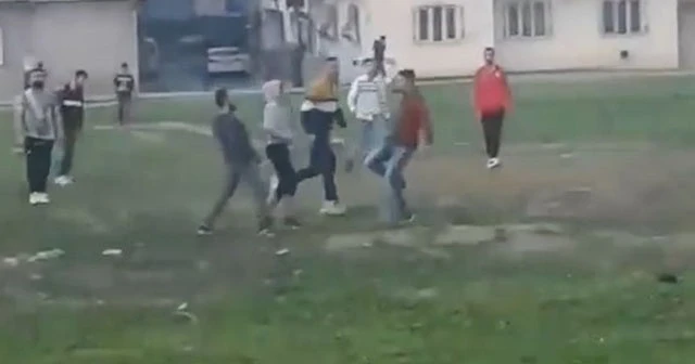 Sokağa çıkma kısıtlamasında çift kale maç yaptılar