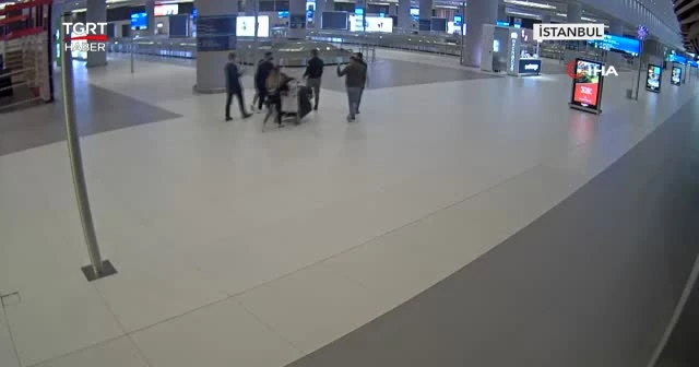 Tropikal meyvelere uyuşturucu saklamışlar