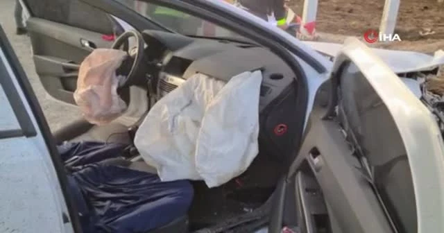 1 kişinin hayatını kaybettiği ve 5 kişinin yaralandığı kaza kamerada