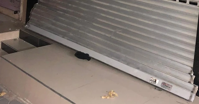 18 kilo altını çalmak isterken yakalandılar
