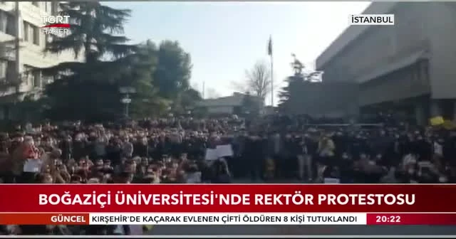Boğaziçi Üniversitesi'nde rektör protestosu