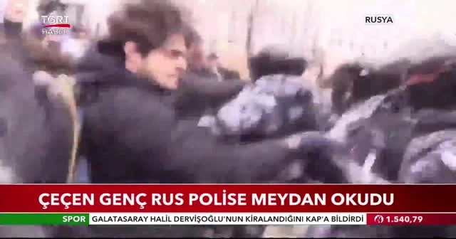 Çeçen genç Rus polise meydan okudu