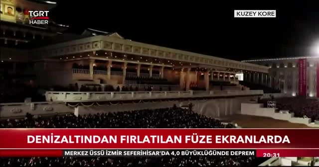 Denizaltından fırlatılan füze ekranlarda