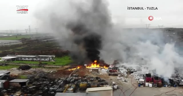Fabrika bahçesinde korkutan yangın