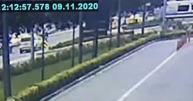 Hastaya yetişmeye çalışan ambulans kaza yaptı