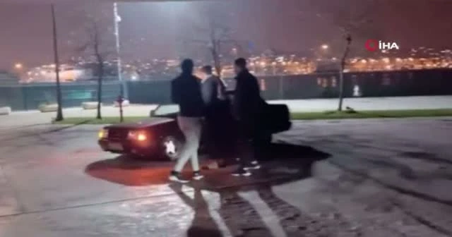 İstanbul trafiğinde yasağa rağmen asker uğurlama terörü