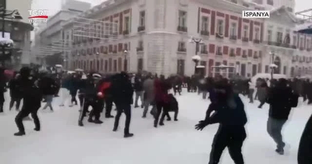 Kar görünce mesafeyi unuttular