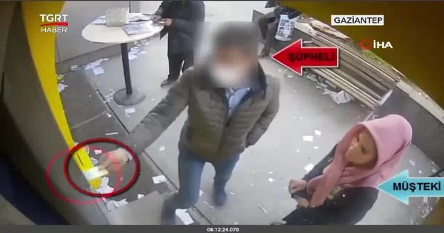 Paraları kendi hesabına havale ediyordu