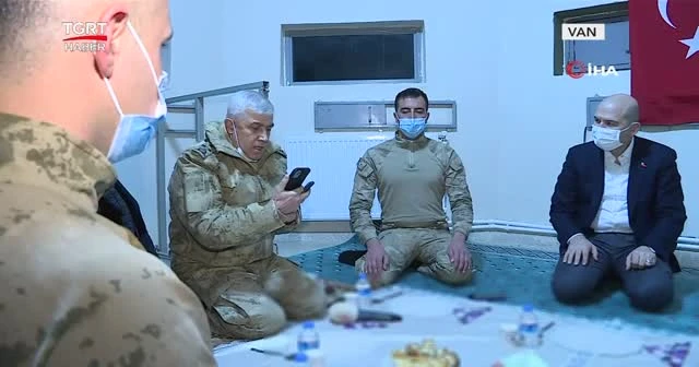Soylu yeni yıla Mehmetçikle girdi