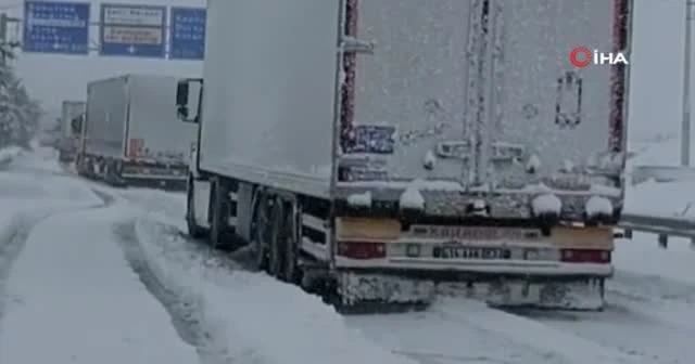 Balıkesir Bursa kara yolu açılamıyor...Kuyruk 25 kilometreyi aştı
