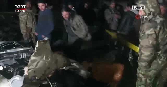 Bomba yüklü motosiklet patlattılar