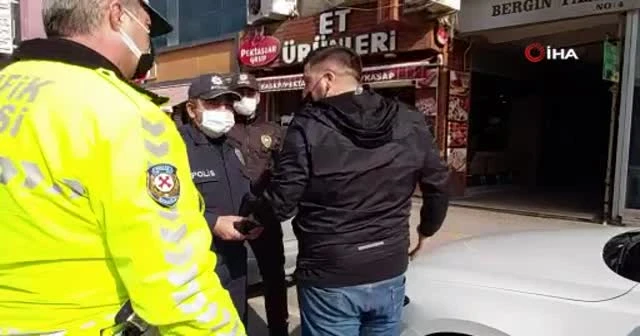 Ceza yazılınca polisin üzerine yürüyerek bağırdı