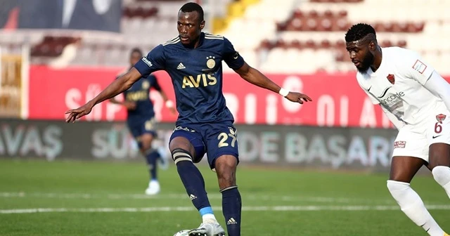Fenerbahçeli Mame Thiam okul yeniletti