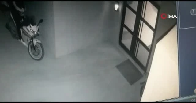 Hayırsız evlat babasının motoru ve arabasını çaldı