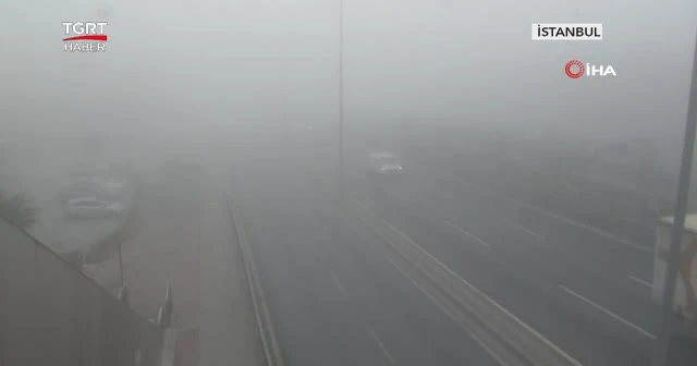 İstanbul güne sisle uyandı