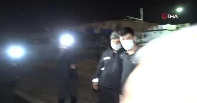 Kaza yaptılar, sürücüyü darp edip kaçtıktan sonra tekrar kaza yapıp yakalandılar