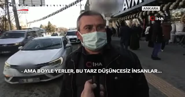 Mağaza önünde korona virüs kuyruğu