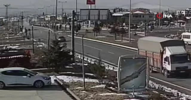 Okul müdürünün öldüğü kaza kamerada