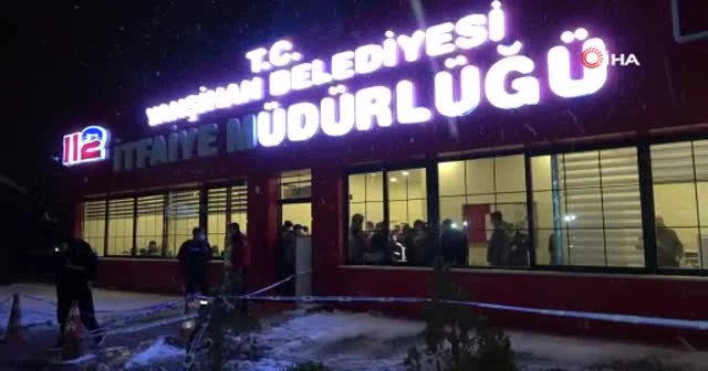 Otobüs ile ticari taksi çarpıştı