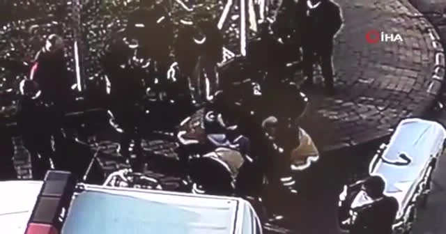 Otomobilin çarptığı genç yaralandı