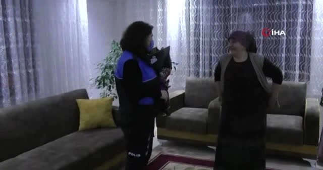 Polislerden Fethiye teyzeye doğum günü sürprizi