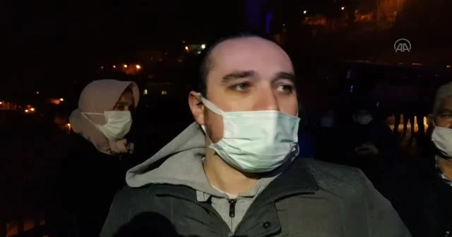 Refüje çarpan otobüs viyadükte asılı kaldı