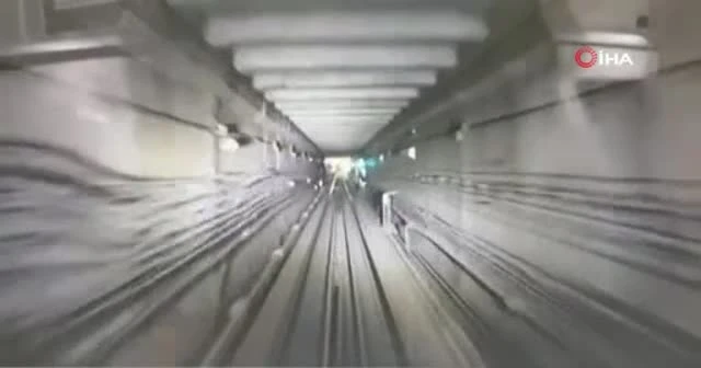 Rusya'da metro istasyonunda dehşet anları