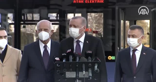 Sürücüsüz elektrikli otobüs tanıtıldı