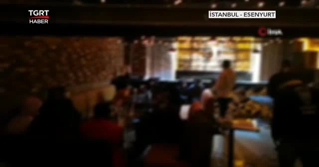 Tadilattayız afişi astı, parti verdi