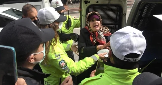 Bankaya maskesiz alınmayan anne-kız gözaltına alındı