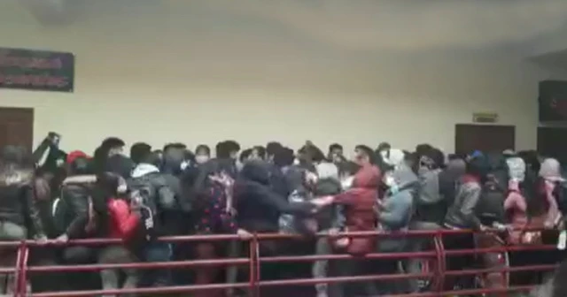Bolivya'da facia: 5 ölü, 3 yaralı