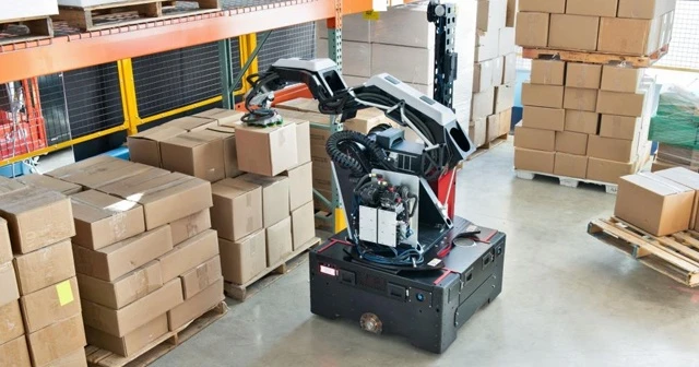 Boston Dynamics, yeni robotunu tanıttı