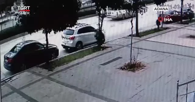 Canını iki dakika arayla kurtardı