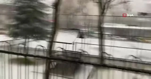 Eyüpsultan’da yollar beyaza büründü