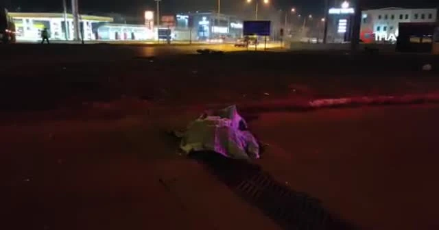 Feci kazada moto kurye hayatını kaybetti