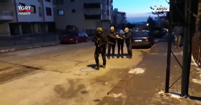 Firari FETÖ'cü binbaşıya gaybubette gözaltı