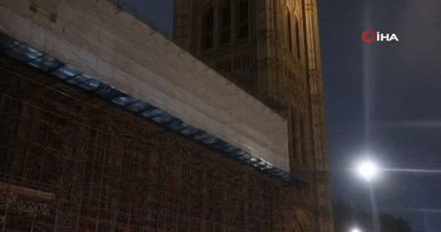 Londra’nın simgeleri karanlıkta kaldı