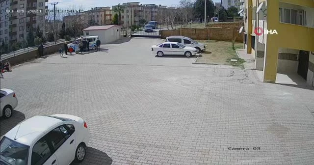 Öğretmen kalemle dehşet saçtı
