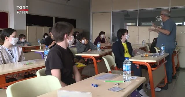 Ortaokullarda sınavlar 3 Mayıs’a ertelendi