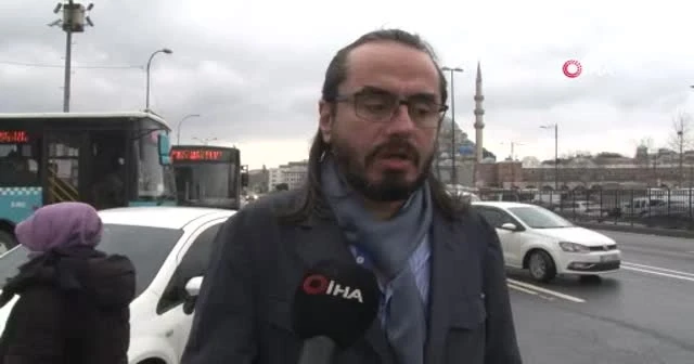 Otobüs şoförü yolcunun üzerine yürüdü