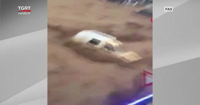 Şehir sele teslim oldu