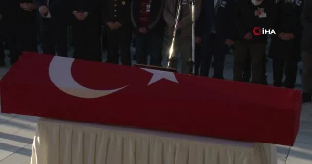 Şehit babaya son bakış