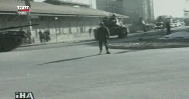 Siyasilerden 28 Şubat'a tepki mesajı