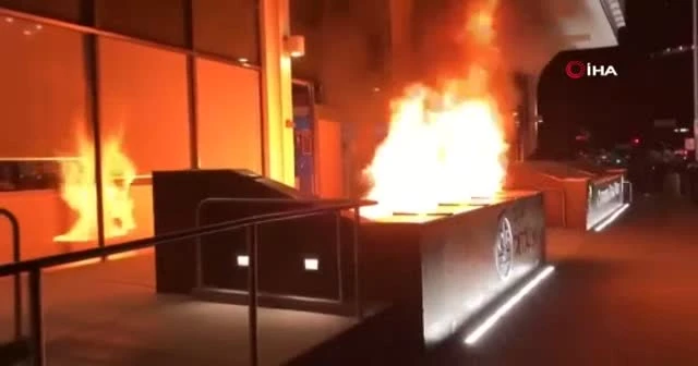 ABD’de polis şiddetine karşı protestolar devam ediyor