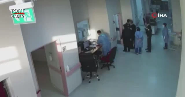 Doktora saldırı güvenlik kamerasında