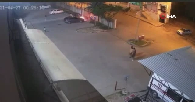 Hastane otoparkında araç yangını