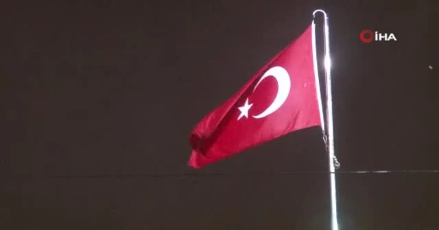 İstanbul'da sağanak yağış etkili oluyor